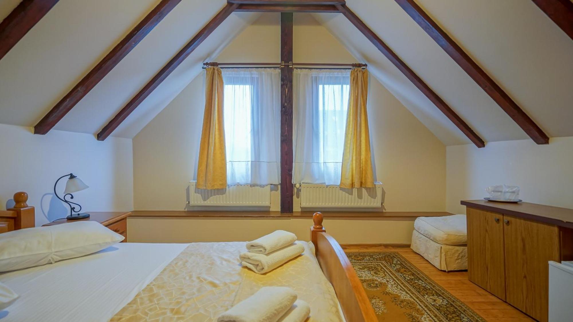 Pension Bavaria Braşov Exterior foto